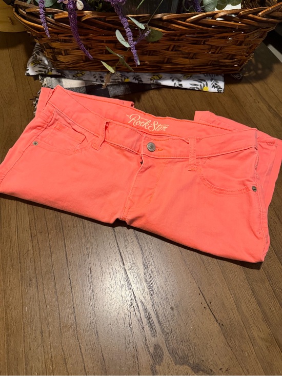 Old Navy Denim - Coral Women’s Jeans - Vibrant Coral Slim Fit
